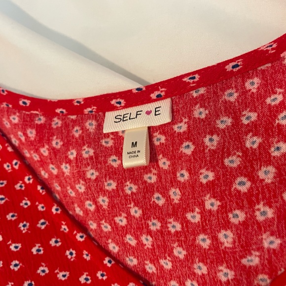 Red blouse - Picture 3 of 6